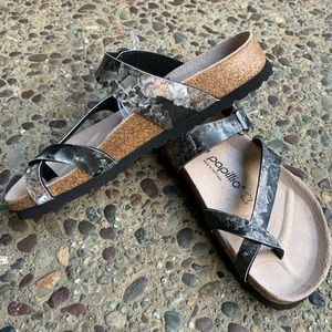*NEW with Tag* Papillio sandals Mayari style